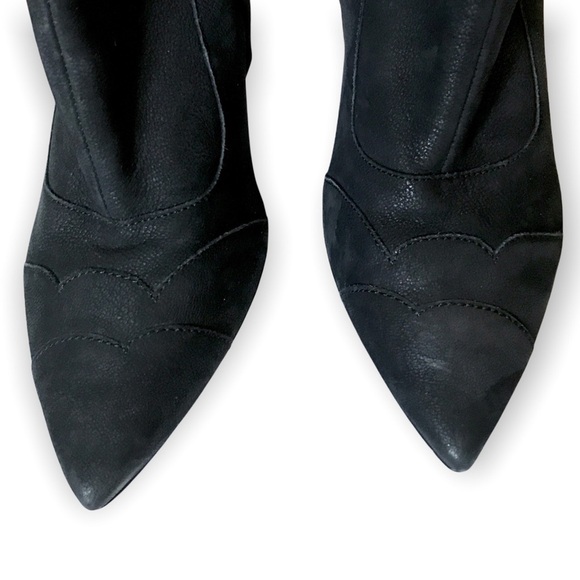 Lanvin black leather ankle booties. Size 39 EU - Picture 5 of 9